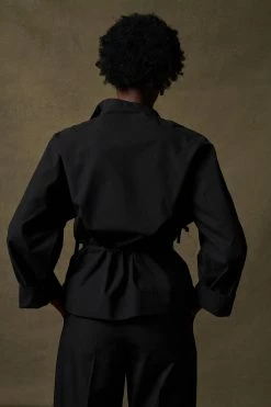 Sœur BLOUSE SPRING 17 Sœur BLOUSE SPRING -soeur Soldes 002 SPRING SARAJEVO MALDIVES 0195 RETOUCHE