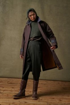 Sœur TRENCH SALOMON 32 Sœur TRENCH SALOMON -soeur Soldes 003 SALENTO SALOMON NORA SAUVAGE SUD 0075