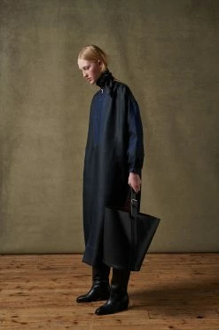 Sœur ROBE PROMESSE -soeur Soldes 009 RAW PROMESSE SQUARE BERGHAM SAUL 0016