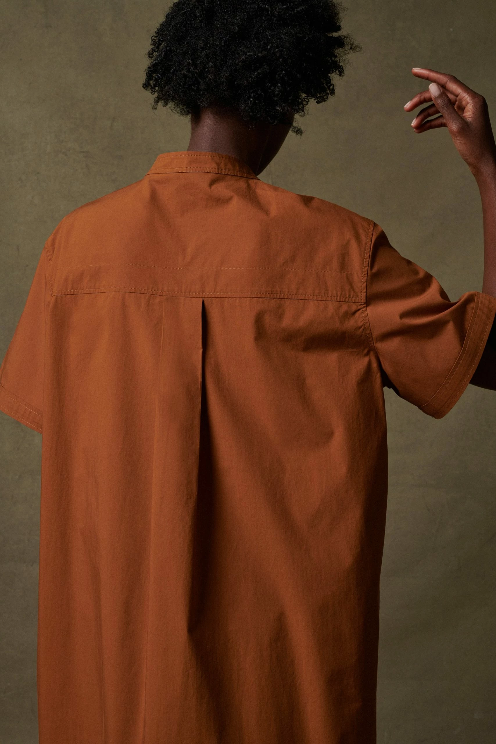 Sœur ROBE SARDAIGNE 4 Sœur ROBE SARDAIGNE – Image 2