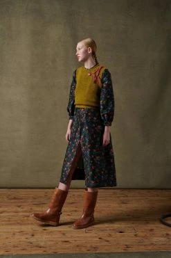 Sœur PULL NAMASTE -soeur Soldes 015 RAW SICILE NAMASTE SAUVAGE 0015 762fd9de cb1b 4ef1 a6f0 e06d52c7b378