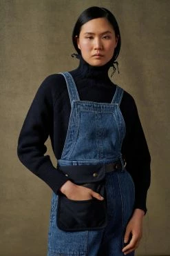 Sœur SAC SPENCER -soeur Soldes 016 SLEEPY PRAGUE CAFE SPENCER SLOWLY ROMAN 0052 4010e6d9 2f21 4a3f be06 5e9ec405bf7e