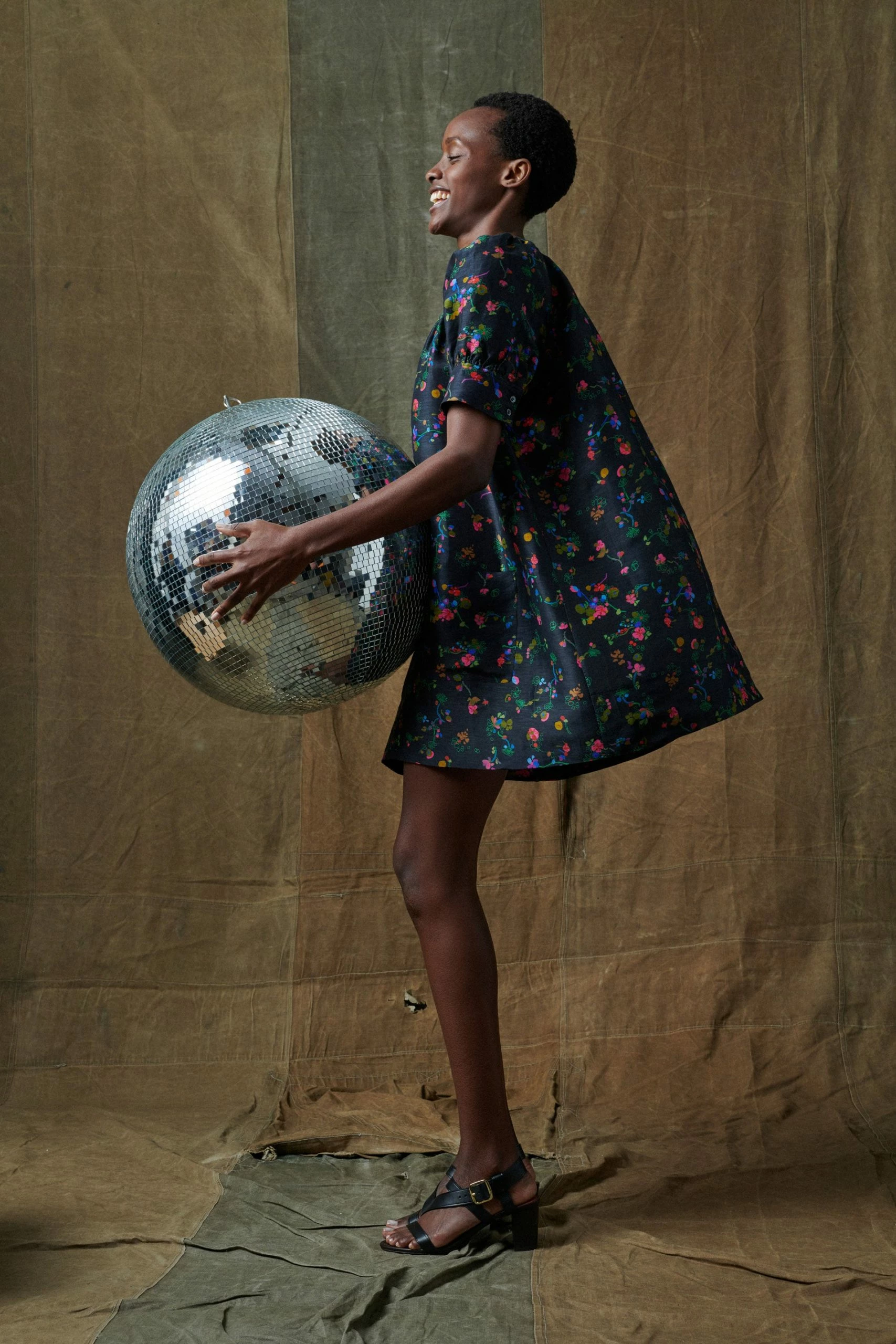 Sœur ROBE SERENADE 5 Sœur ROBE SERENADE – Image 3