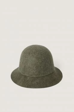 Sœur CHAPEAU SETE 7 Sœur CHAPEAU SETE -soeur Soldes AUT1112SETE22WKAK16 1 1