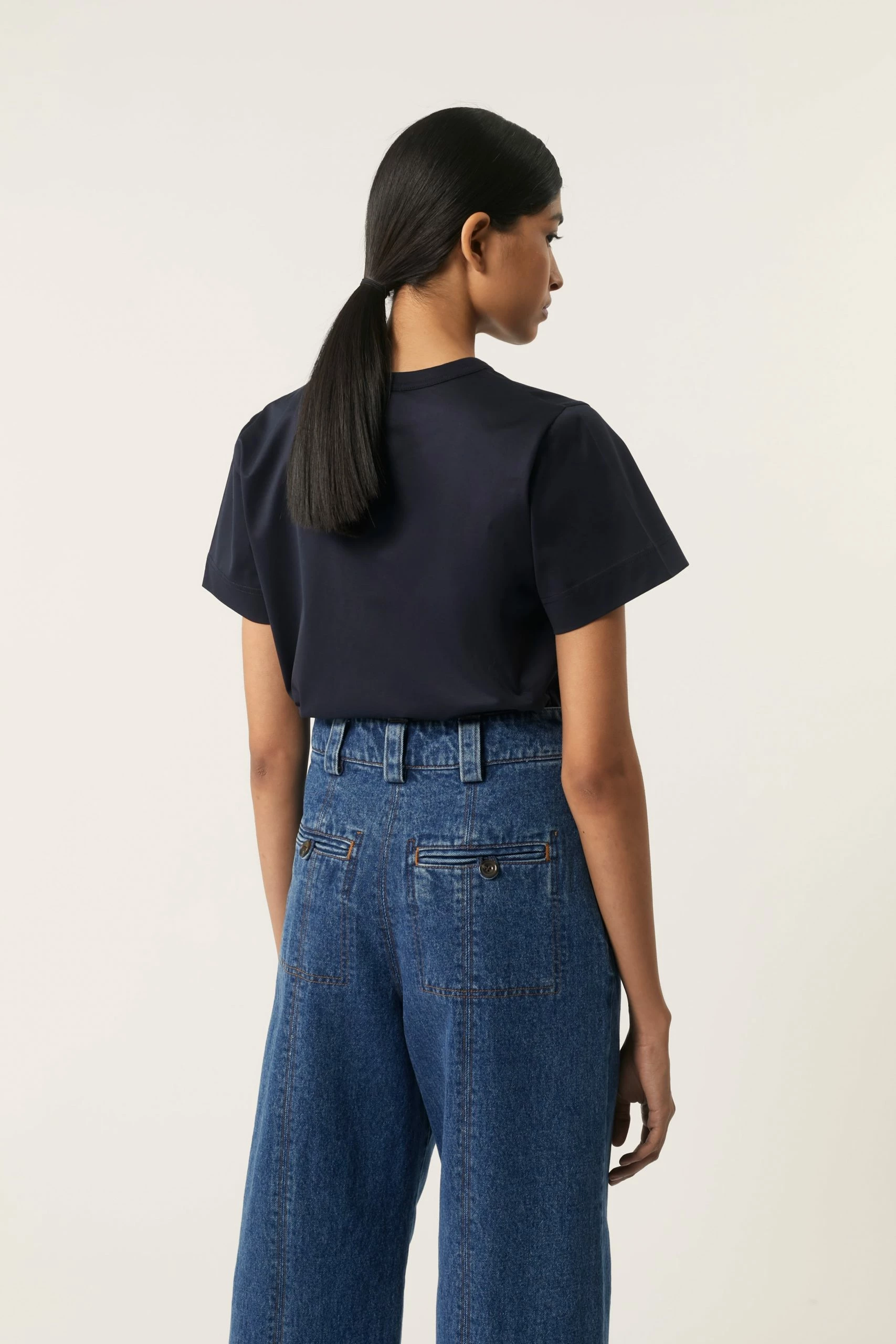 Sœur TEE-SHIRT BASIC 5 Sœur TEE-SHIRT BASIC – Image 3