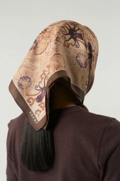 Sœur FOULARD CAPUCINE 10 Sœur FOULARD CAPUCINE -soeur Soldes CYRIL SALVADOR RALPH PRISCILLE CAPUCINE 1039