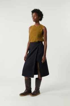 Sœur PULL NAMASTE -soeur Soldes NAMASTE SAHUNE SAUVAGE 0404 b99d0b76 e634 4ef3 a830 661590e54d35