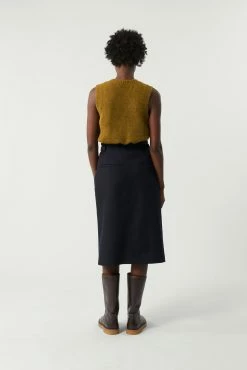 Sœur PULL NAMASTE 19 Sœur PULL NAMASTE -soeur Soldes NAMASTE SAHUNE SAUVAGE 0415 fc4c073c cf2a 4058 b54f 175f251bcfe4