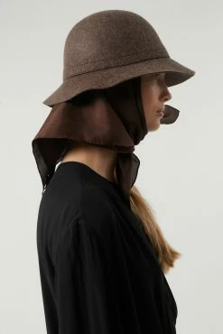 Sœur CHAPEAU SETE 17 Sœur CHAPEAU SETE -soeur Soldes SALAMANQUE BERGHAM SETE SQUARE 0555