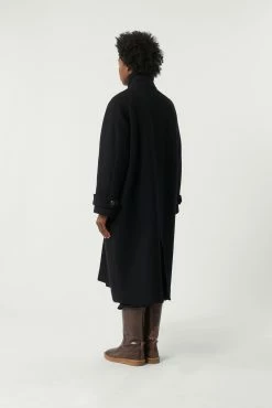 Sœur MANTEAU OSCAR -soeur Soldes SALENTO NORD SAUVAGE OSCAR 0845