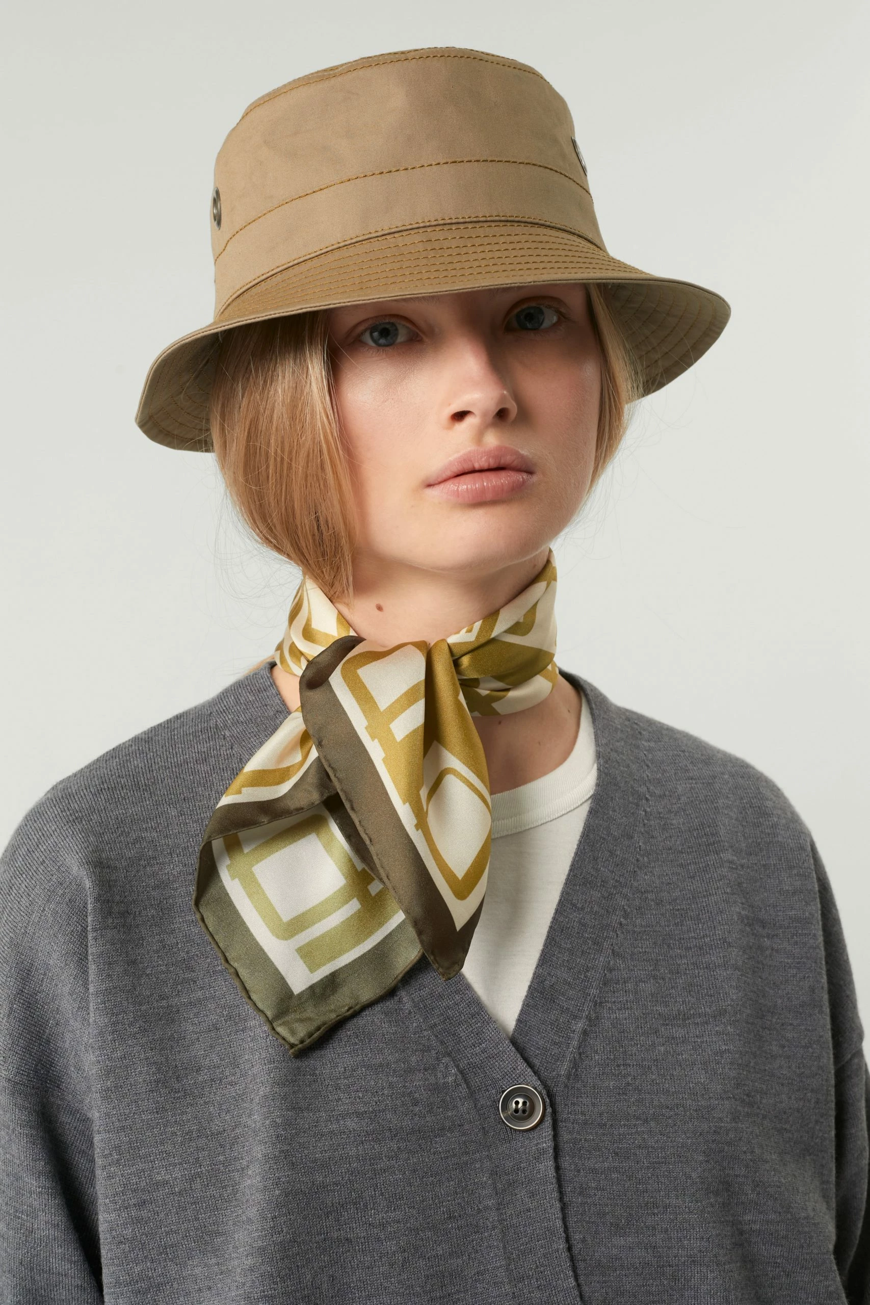 Sœur FOULARD CAPUCINE 4 Sœur FOULARD CAPUCINE – Image 2